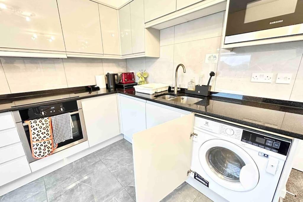 Paradigm House, Delightful 2-Bedroom Flat 4, Oxford Exterior foto